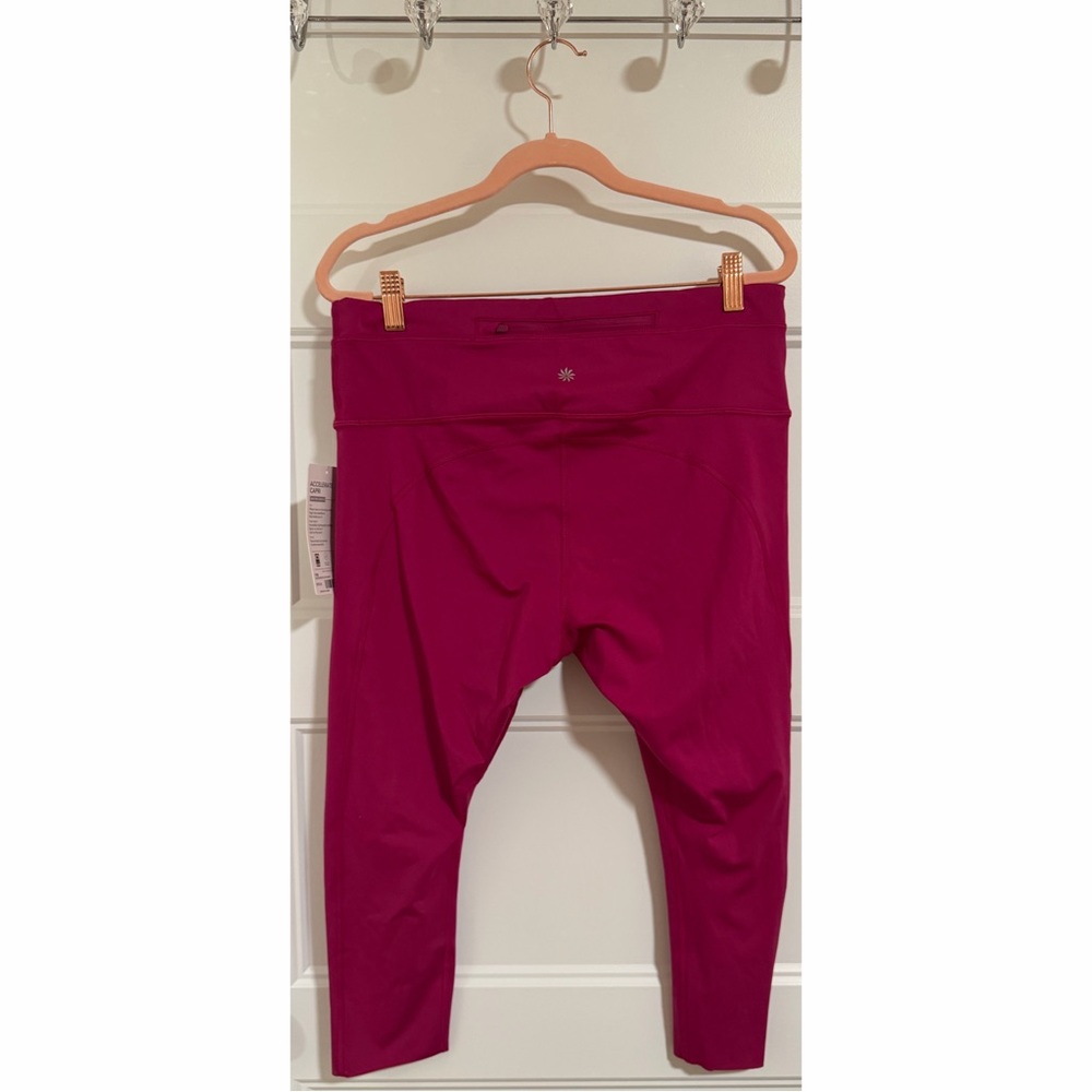 Athleta Accelerate Capri NWT SZ 1X - Picture 3 of 7
